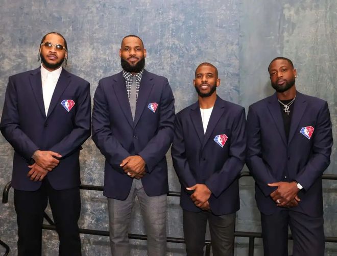 略伦特：若没被西班牙征召我也不难过；我现在享受品葡萄酒（略伦特：即便不入选西班牙队也坦然，如今正享受品葡萄酒的时光）